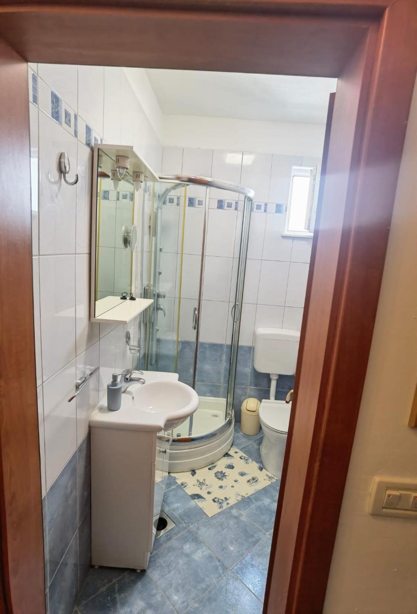 Apartment Eny Baška Voda Kültér fotó