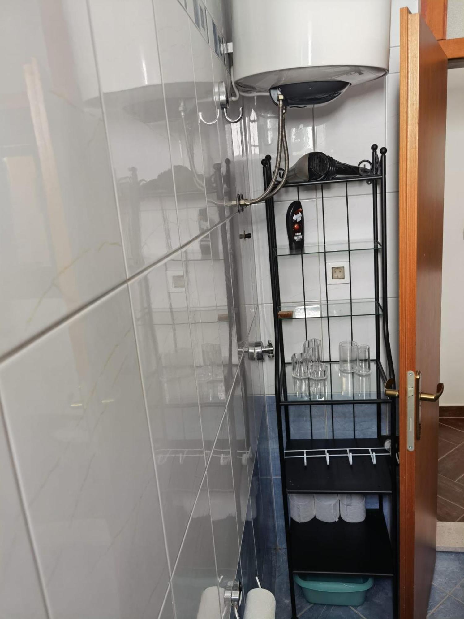 Apartment Eny Baška Voda Kültér fotó