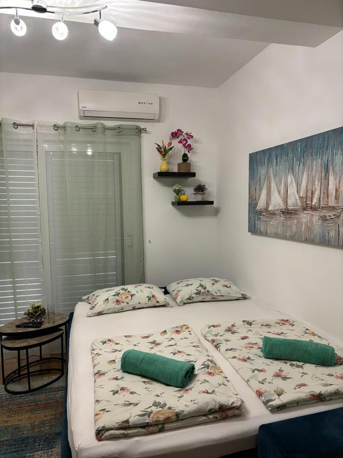 Apartment Eny Baška Voda Szoba fotó